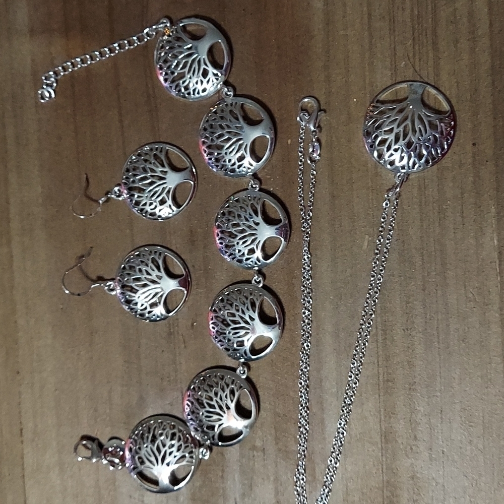 Stamped Sterling Silver Necklace Set: Pendant & Chain, Bracelet & Earrings